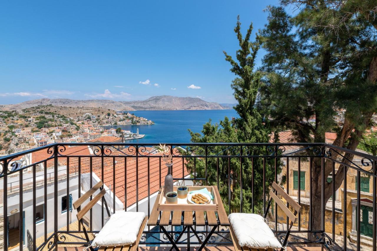 Appartement Cedrus Blue à Symi Extérieur photo
